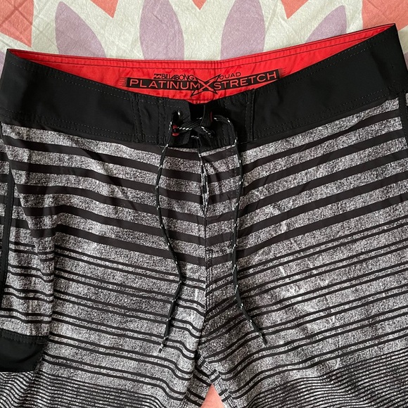 Billabong Stripe Swim Shorts - Picture 2 of 10